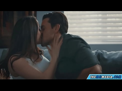 ❤️ رابطه جنسی عاشقانه با یک مادر خوش اندام ️ پورنو در ما